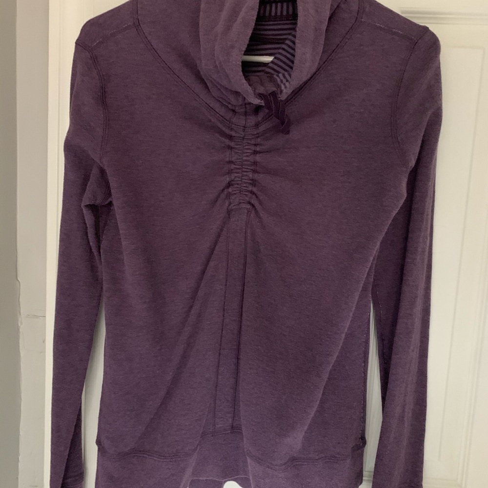 Lululemon sweater
